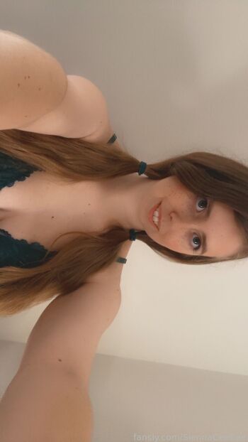 Full leaked Siennaceecee private photo