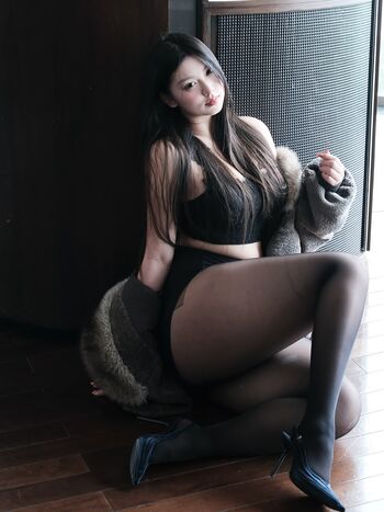 Full leaked Sika cheng private photo