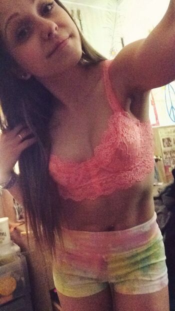 Full leaked Silencedhippie private photo