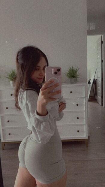 Full leaked Silllymel private photo