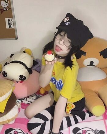 Full leaked Sillyarisuu private photo