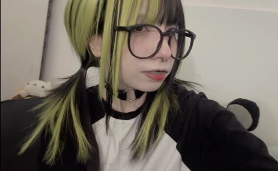 Full leaked Sillyarisuu private photo