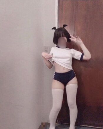 Full leaked Sillyarisuu private photo