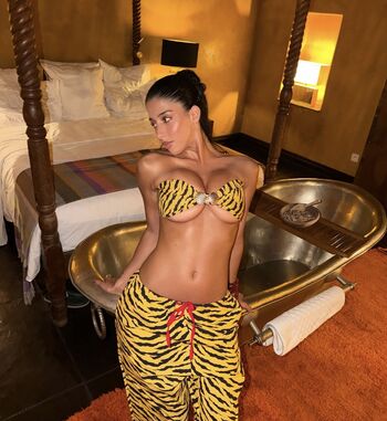 Full leaked Simmisingh private photo