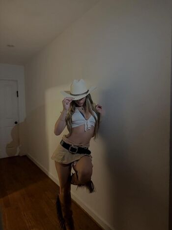 Full leaked Simone leighton private photo