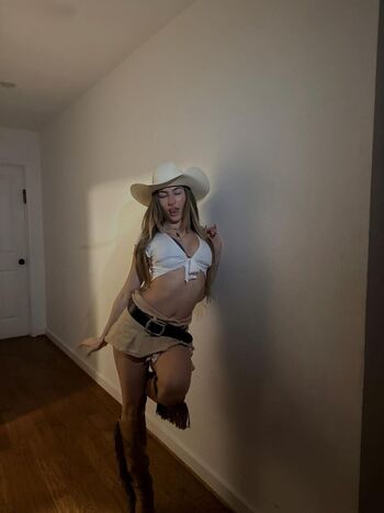 Full leaked Simone leighton private photo
