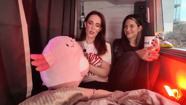 Simone Simons