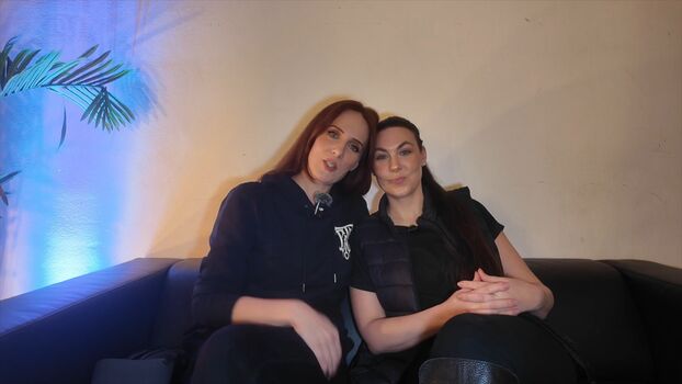 Full leaked Simone simons private photo
