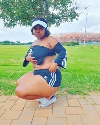 Full leaked Simphiwe private photo