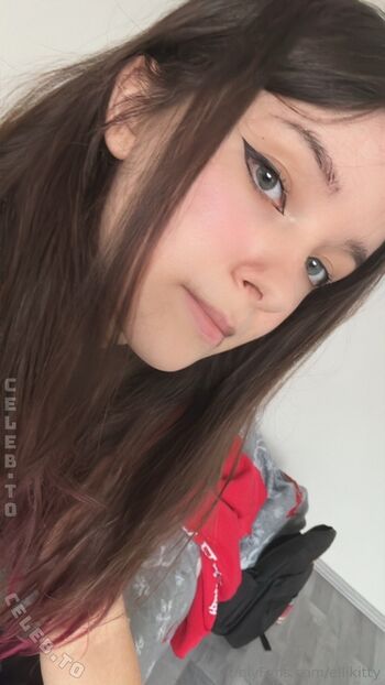 Full leaked Simplelil private photo