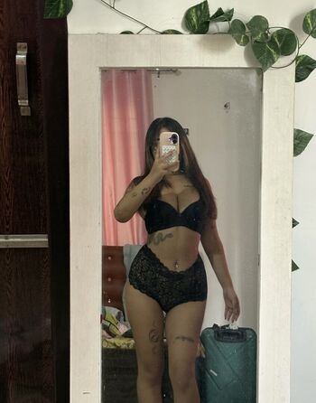 Full leaked Simranyonzon private photo