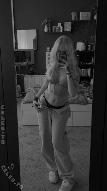 Full leaked Sina nck private photo