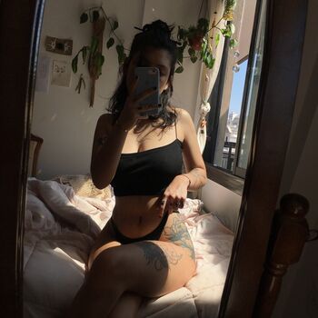Full leaked Sinammonroll private photo