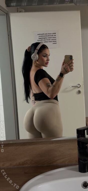 Full leaked Sinarwtz private photo