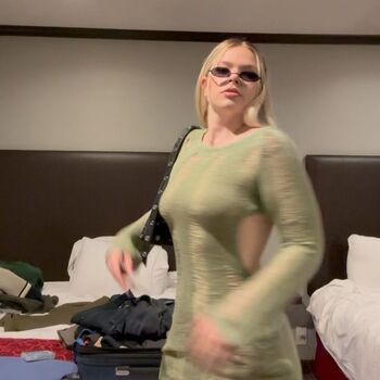 Full leaked Sinawynne private photo