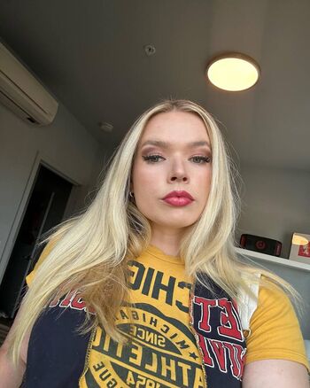 Full leaked Sinawynne private photo