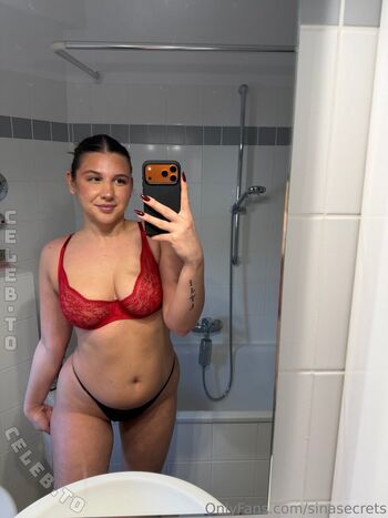 Full leaked Sinayourfav private photo