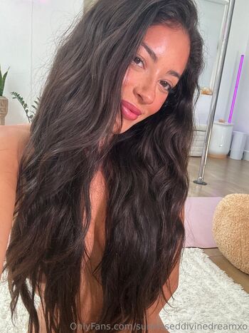 Full leaked Siren private photo