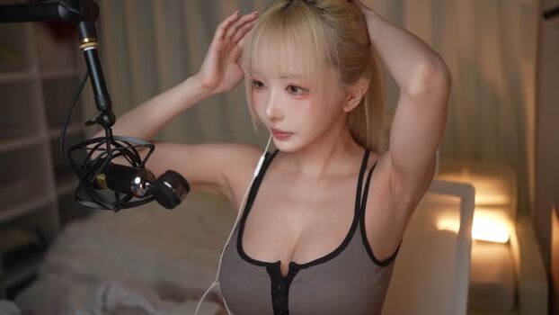 Full leaked Sithle page private photo