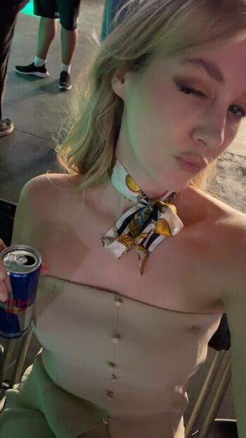 Full leaked Sjokz private photo