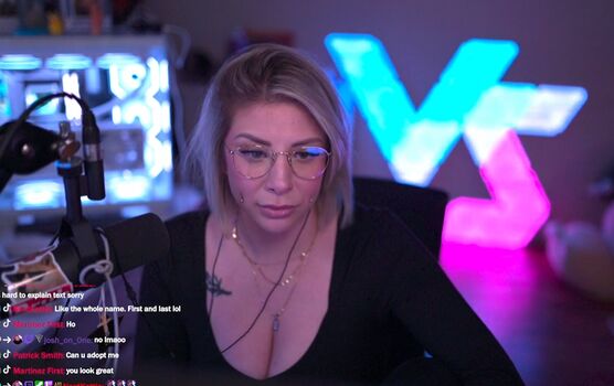 Full leaked Skavstheworld private photo