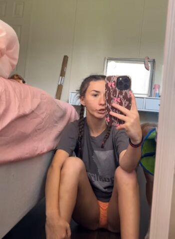 Full leaked Skyblanchard private photo