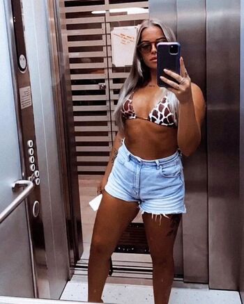 Full leaked Skyla giles private photo