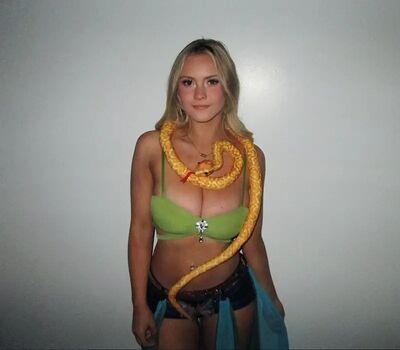 Full leaked Skyler polzkill private photo