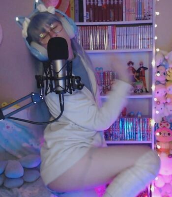 Full leaked Skymi chan private photo