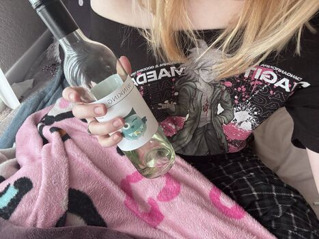 Full leaked Skynyster private photo