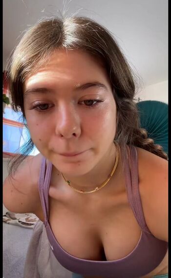Full leaked Skyskysofly private photo