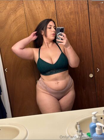 Full leaked Slaywithbrandy private photo
