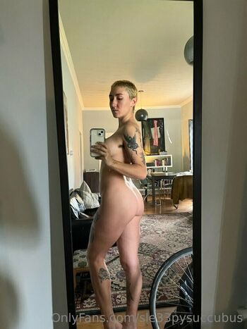 Full leaked Sleepysuccubus page private photo