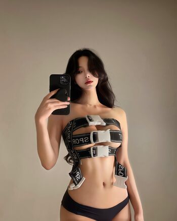 Full leaked Slowswan private photo