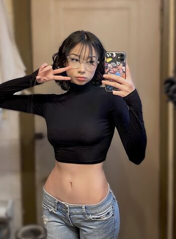 Full leaked Smlltts page private photo