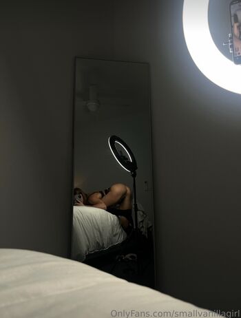 Full leaked Smallvanillagirl private photo