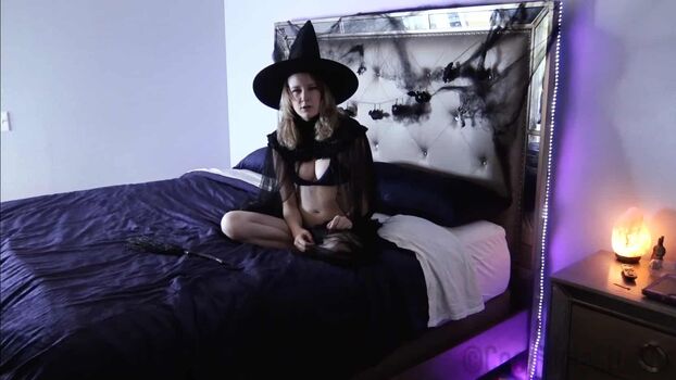 Full leaked Smartykat private photo