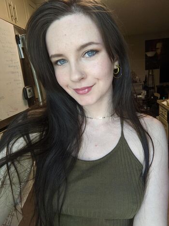 Full leaked Smol chirp private photo