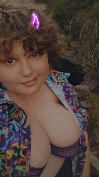 Full leaked Snaphappyadventurer private photo