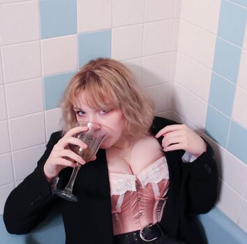 Full leaked Snifferish private photo