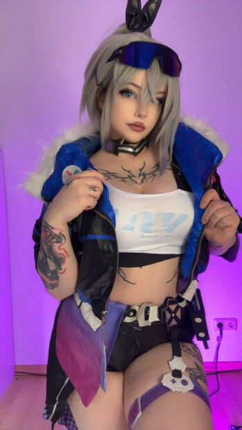Full leaked Snomster page private photo