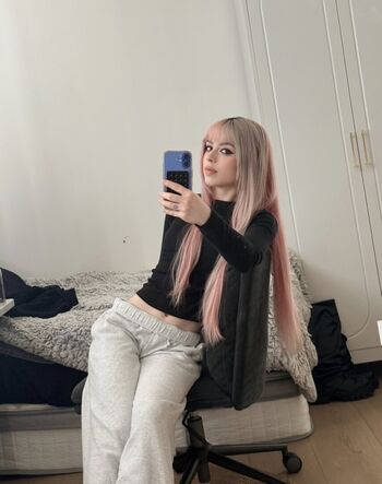 Full leaked Snowwcone private photo