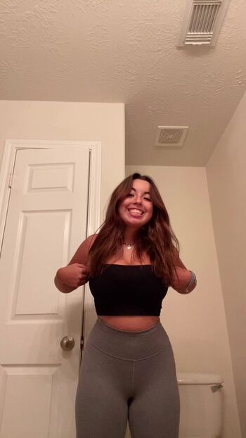Full leaked Fayesxh / private photo