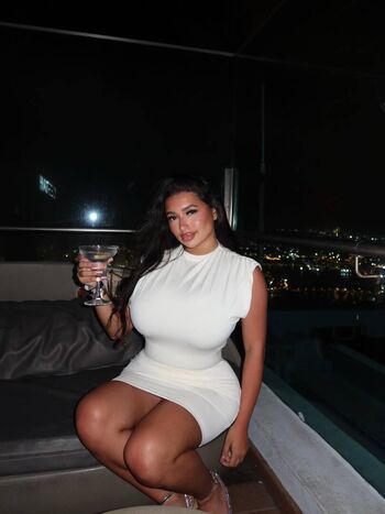 Full leaked Sofia deroian page private photo