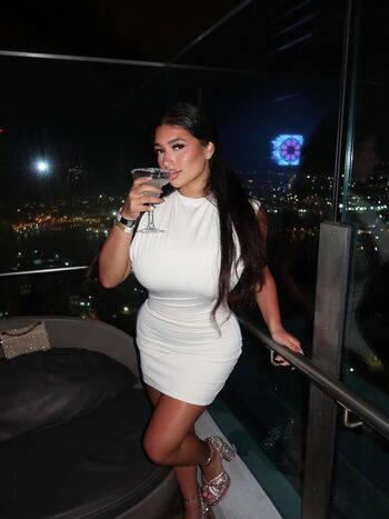 Full leaked Sofia deroian page private photo