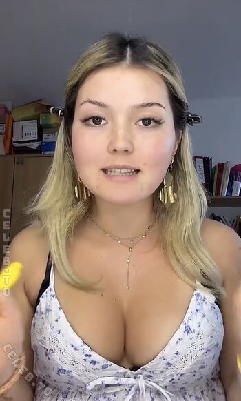 Full leaked Sofia stark page private photo