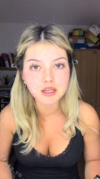 Full leaked Sofia stark page private photo