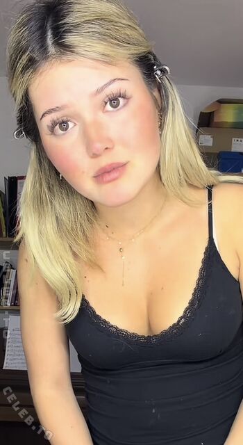 Full leaked Sofia stark private photo
