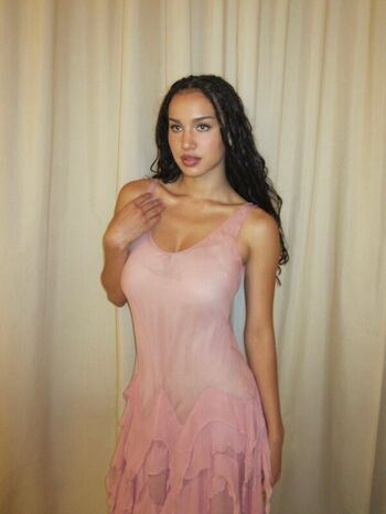Full leaked Sofia wylie private photo