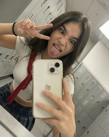 Full leaked Sofiahearts private photo
